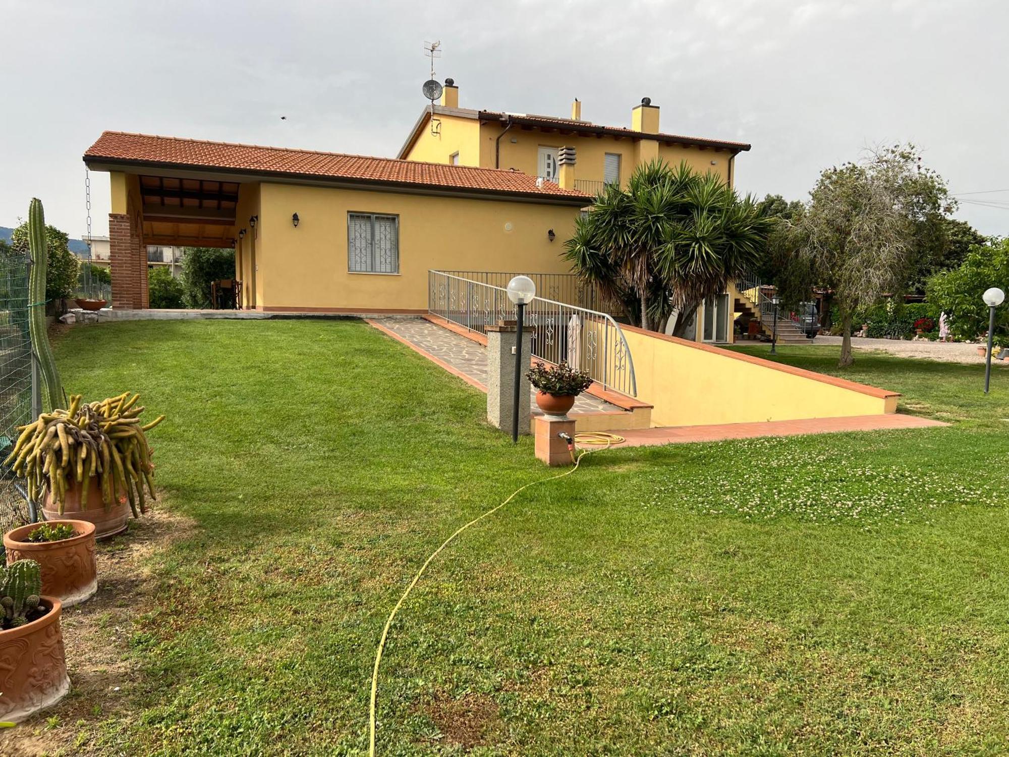 Agriturismo Il Giardino Degli Olivi Appartamenti Castiglione della Pescaia Buitenkant foto